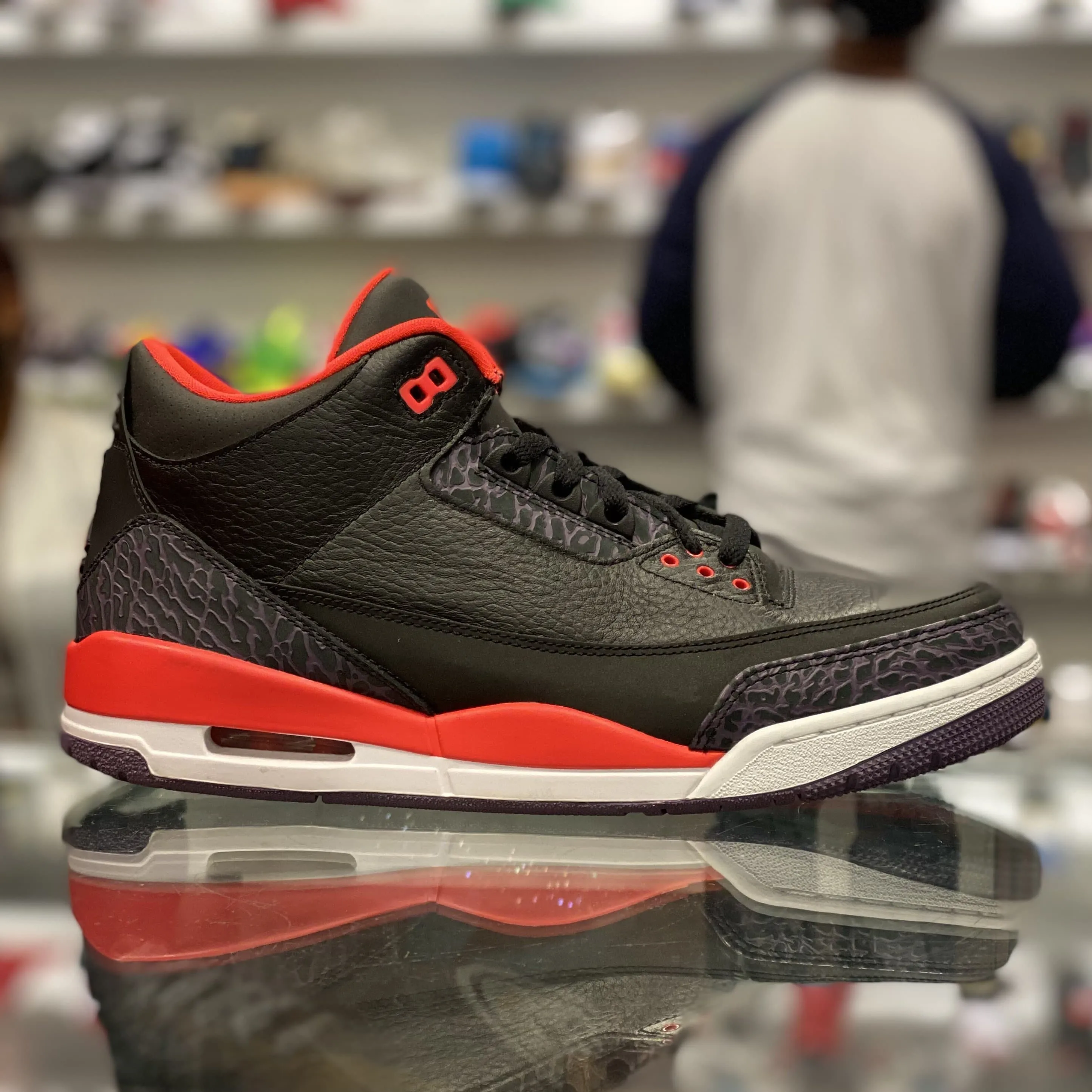 Air Jordan 3 Retro "Crimson“