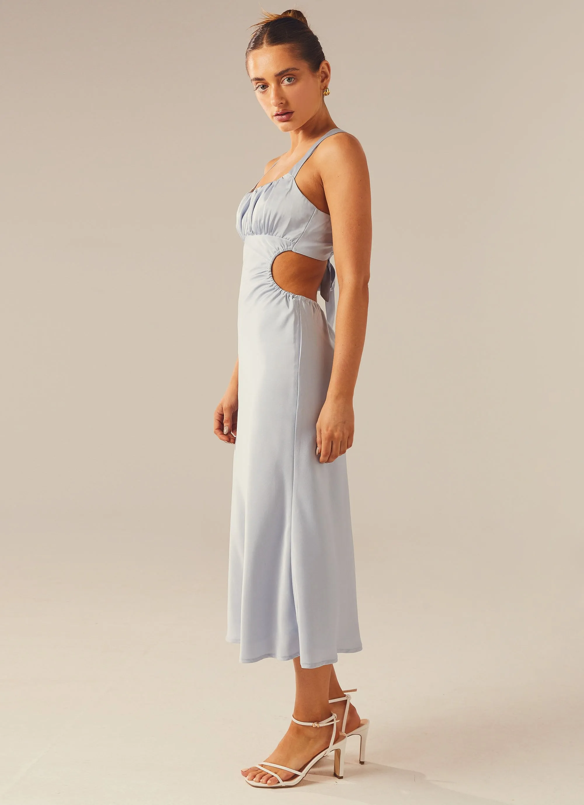 Avery Midi Dress - Light Blue