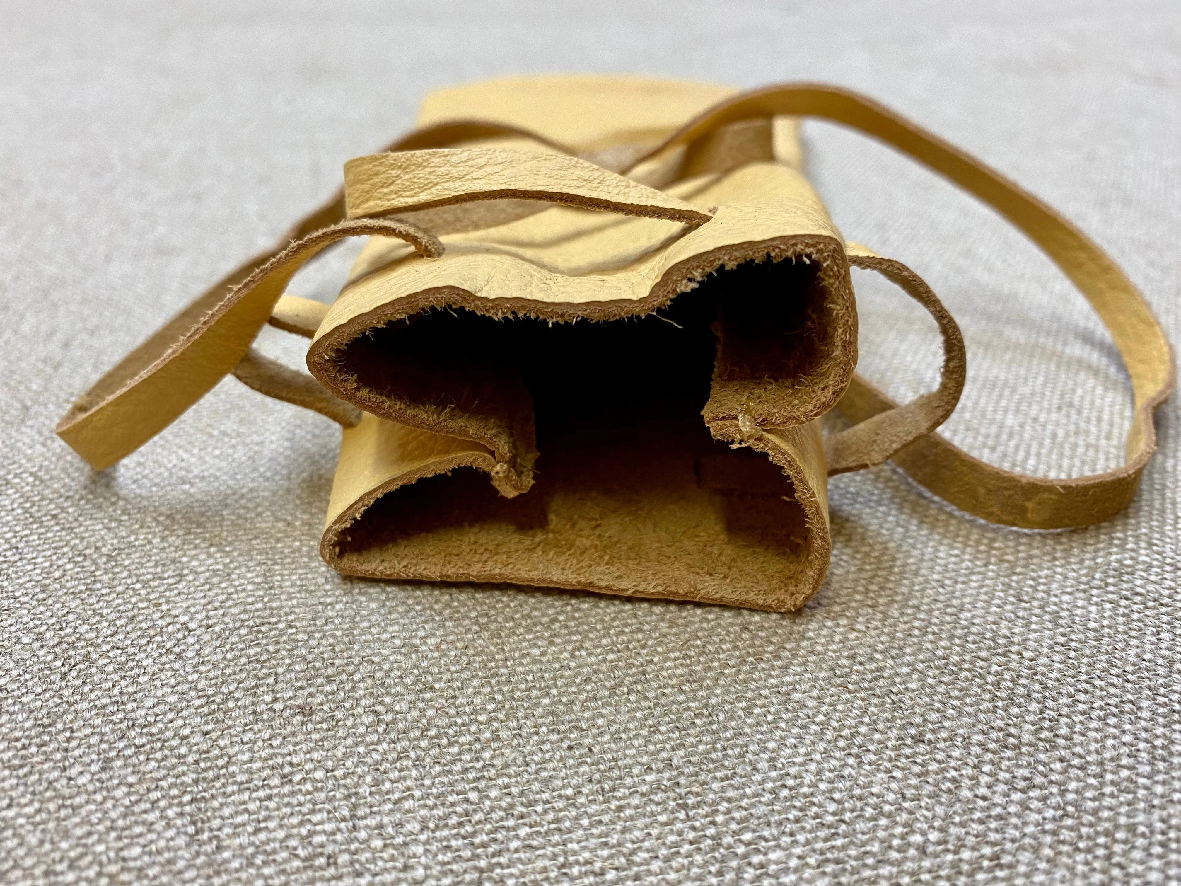 Simple Leather Belt Pouch