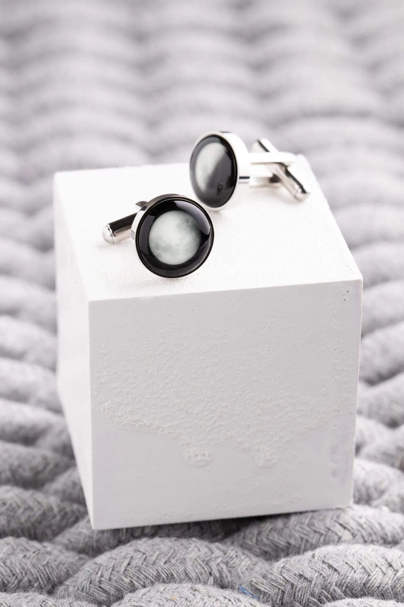 The Maginus Cufflinks in Black Matte